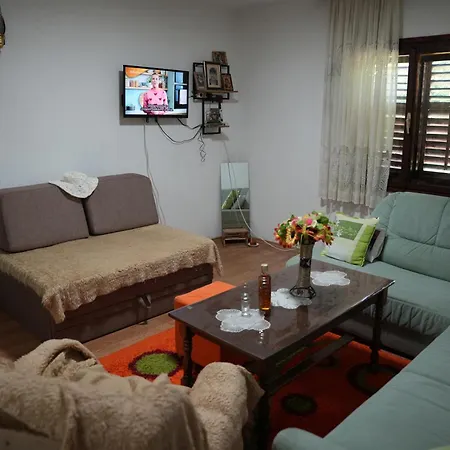 Holiday home Mountain Retreat Nebeska Tisina *